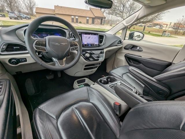 used 2022 Chrysler Pacifica car, priced at $24,235