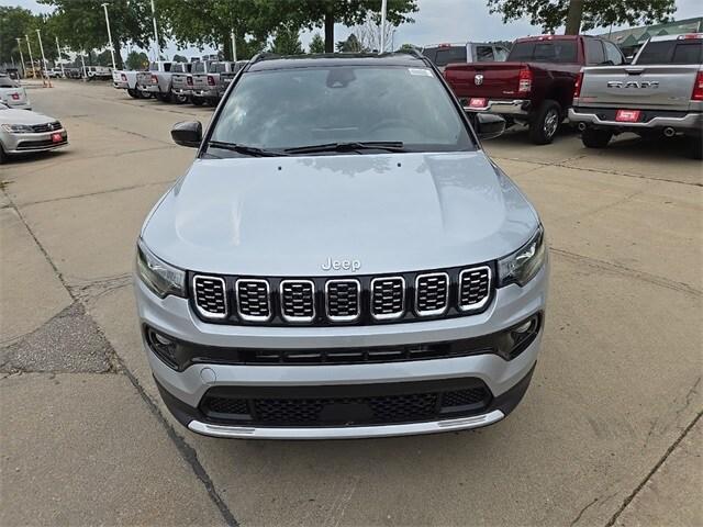 new 2025 Jeep Compass car, priced at $29,495