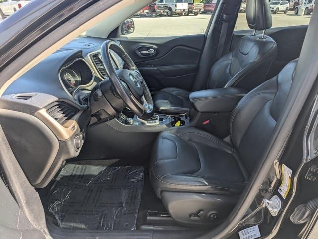 used 2016 Jeep Cherokee car, priced at $9,425