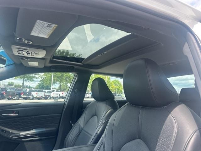used 2021 Toyota Avalon Hybrid car, priced at $32,950