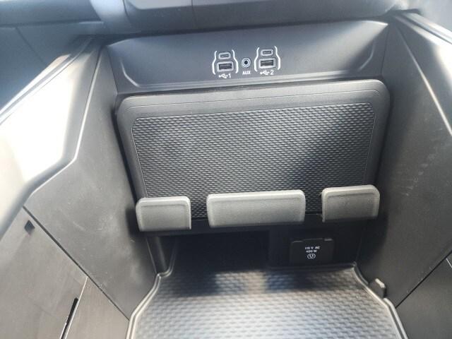 new 2025 Ram 1500 car, priced at $45,717