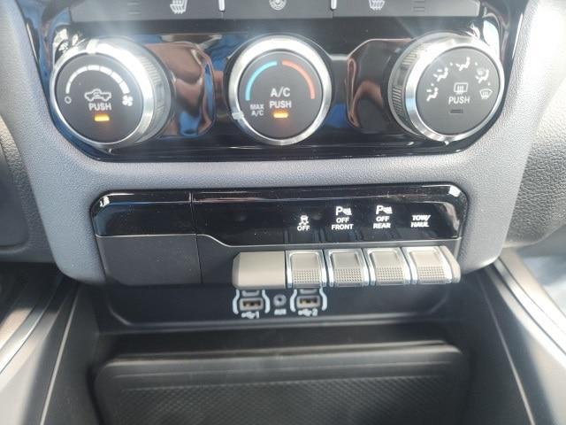 new 2025 Ram 1500 car, priced at $45,717
