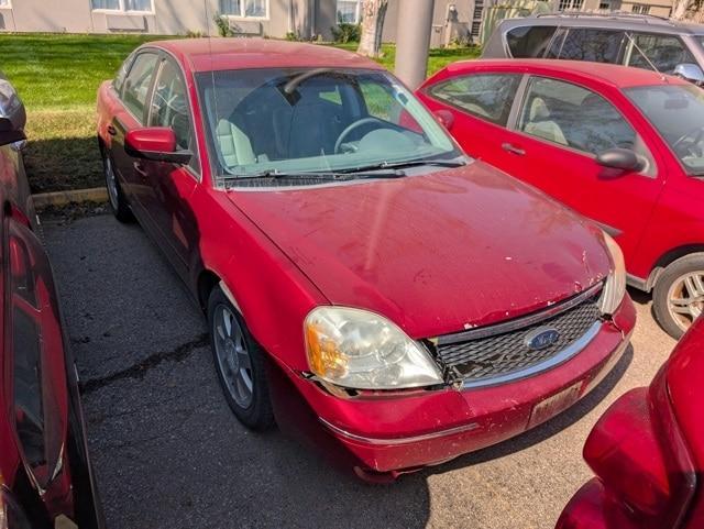 used 2005 Ford Five Hundred car, priced at $2,750