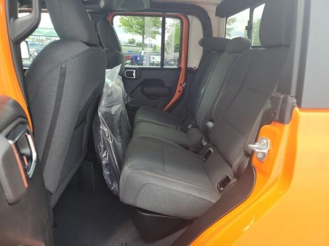new 2025 Jeep Gladiator car, priced at $48,161