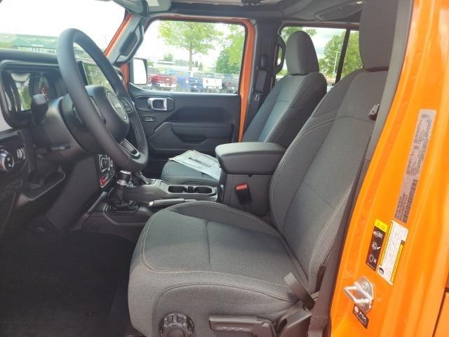 new 2025 Jeep Gladiator car, priced at $48,161