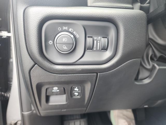new 2025 Ram 1500 car, priced at $46,156