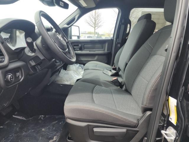 new 2025 Ram 2500 car, priced at $54,218