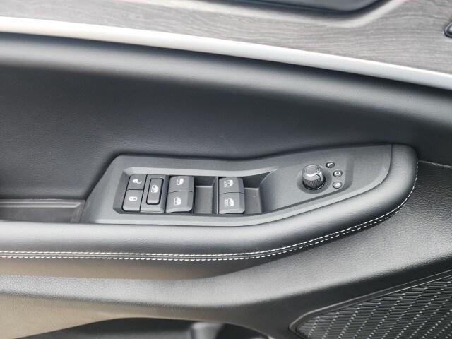 new 2025 Jeep Grand Cherokee car, priced at $48,477