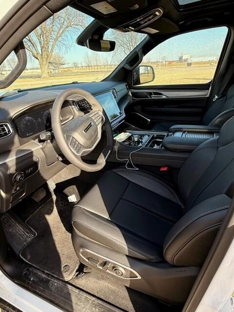 new 2025 Jeep Wagoneer car, priced at $66,076