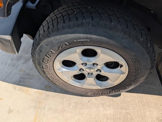 used 2013 Jeep Wrangler Unlimited car, priced at $14,275