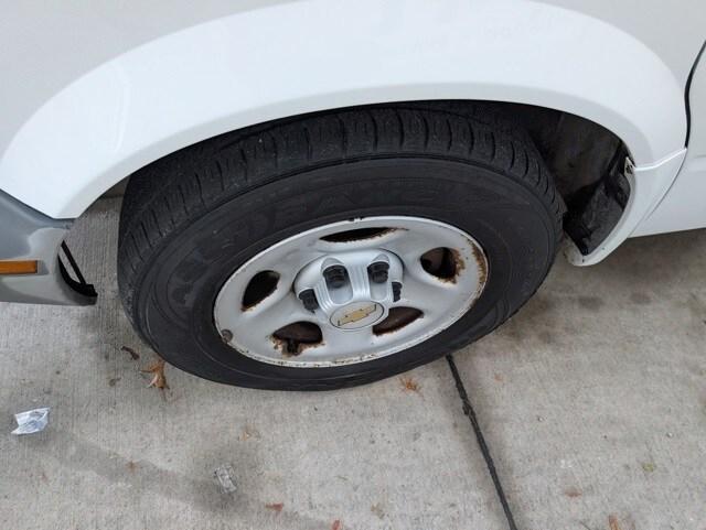 used 2005 Chevrolet Astro car, priced at $7,000