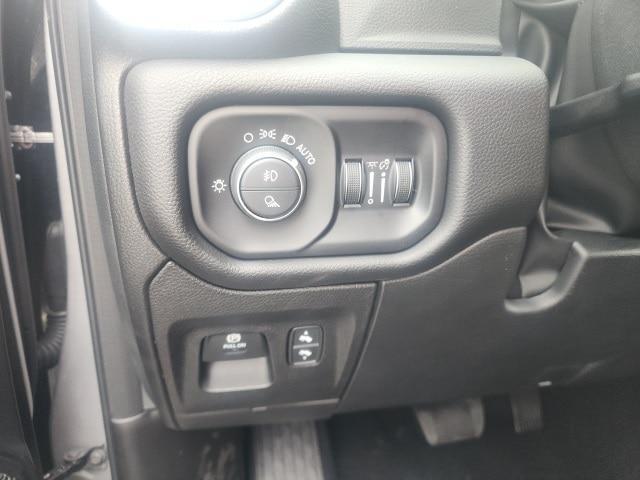 new 2025 Ram 1500 car, priced at $48,943