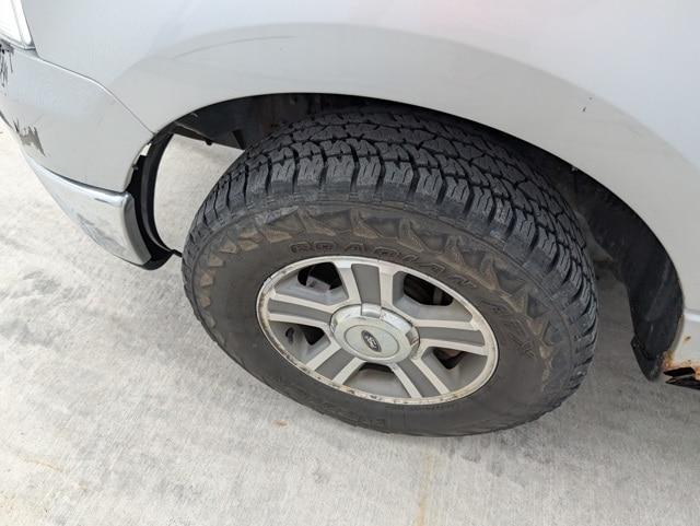used 2007 Ford F-150 car, priced at $3,812