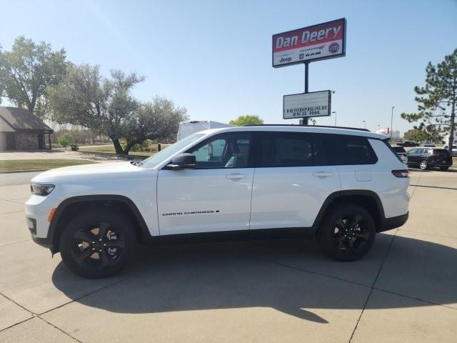 new 2024 Jeep Grand Cherokee L car, priced at $40,030