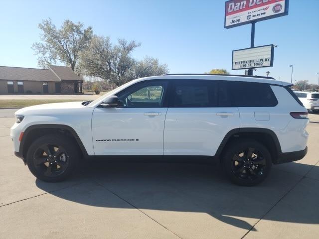 new 2025 Jeep Grand Cherokee L car, priced at $42,096