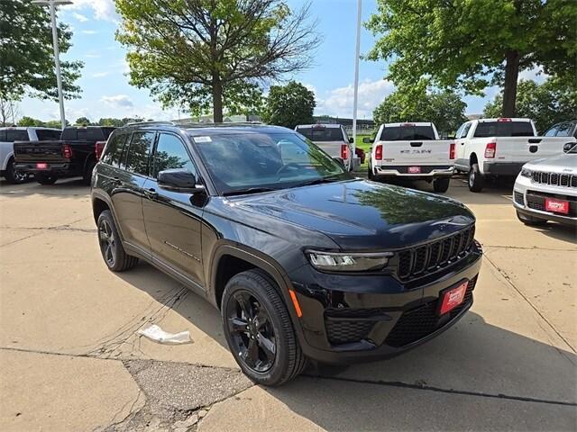 new 2024 Jeep Grand Cherokee car, priced at $37,189