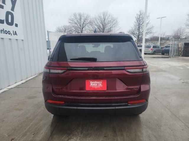 new 2025 Jeep Grand Cherokee car, priced at $46,457
