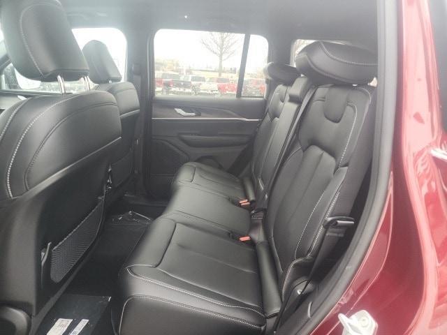 new 2025 Jeep Grand Cherokee car, priced at $46,457