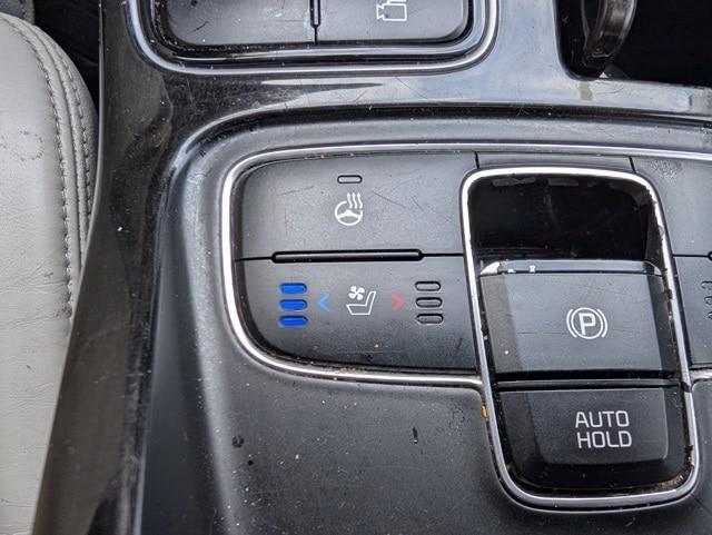 used 2015 Kia Cadenza car, priced at $6,998
