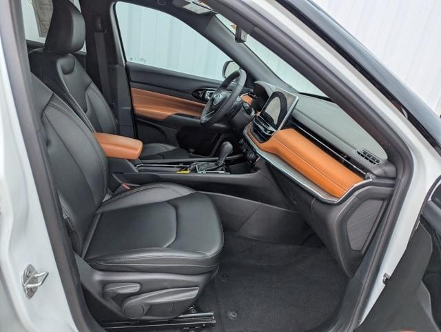 used 2024 Jeep Compass car, priced at $27,411