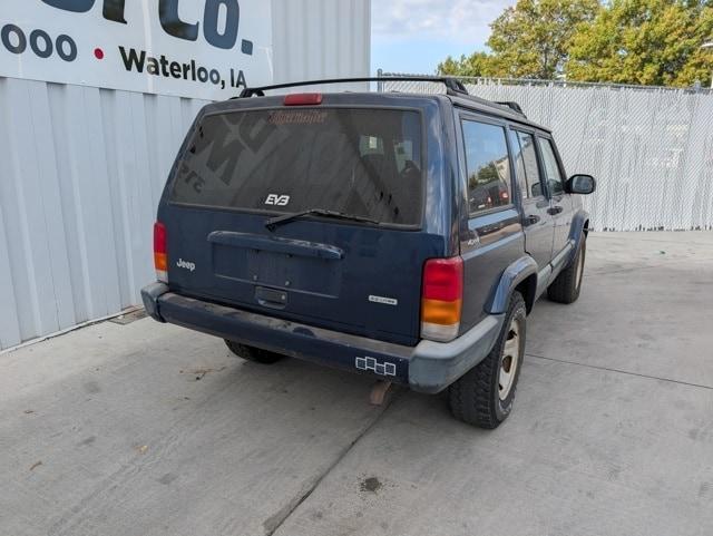 used 2000 Jeep Cherokee car, priced at $5,500
