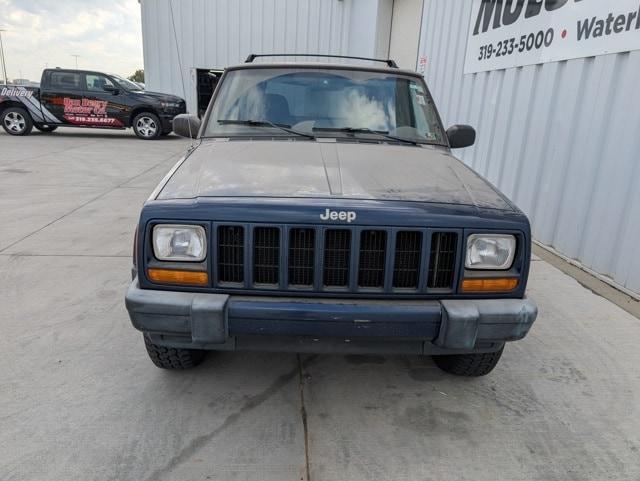 used 2000 Jeep Cherokee car, priced at $5,500