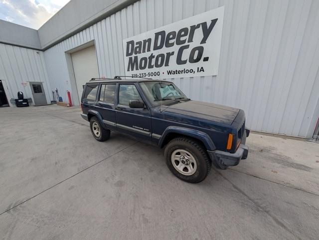 used 2000 Jeep Cherokee car, priced at $5,500