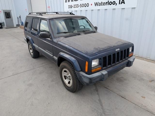 used 2000 Jeep Cherokee car, priced at $5,500