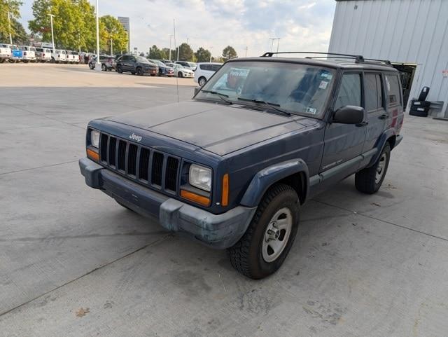 used 2000 Jeep Cherokee car, priced at $5,500