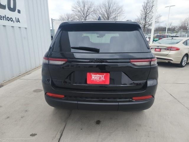 new 2025 Jeep Grand Cherokee car, priced at $43,483