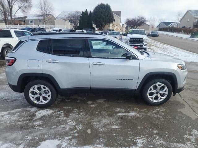 new 2025 Jeep Compass car, priced at $29,037