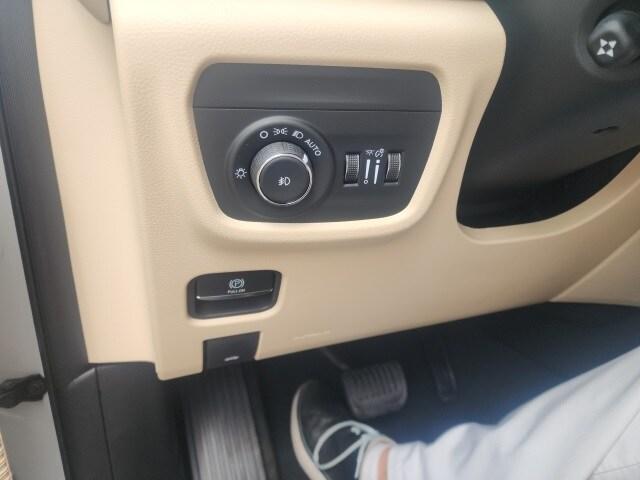 new 2025 Jeep Grand Cherokee L car, priced at $49,364