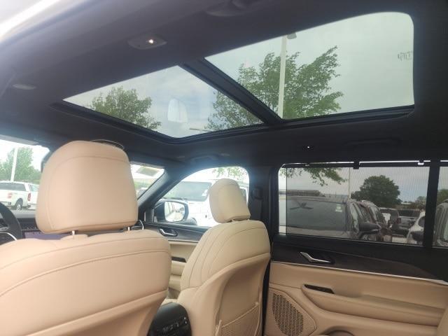 new 2025 Jeep Grand Cherokee L car, priced at $51,143