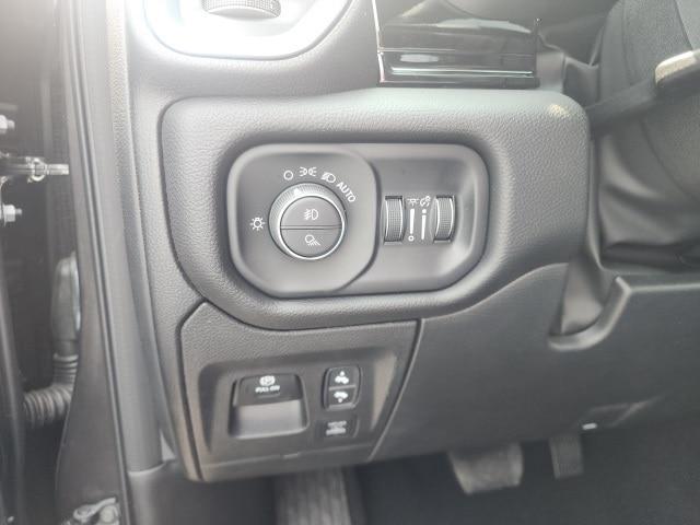 new 2025 Ram 1500 car, priced at $62,878