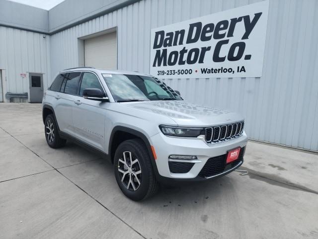 new 2025 Jeep Grand Cherokee car, priced at $42,295