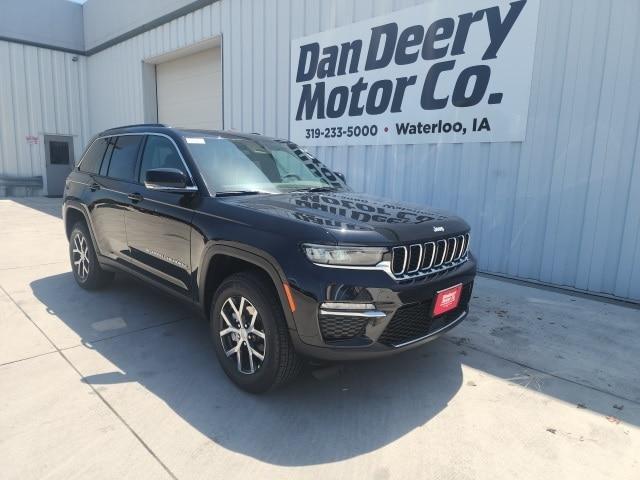 new 2025 Jeep Grand Cherokee car, priced at $42,977