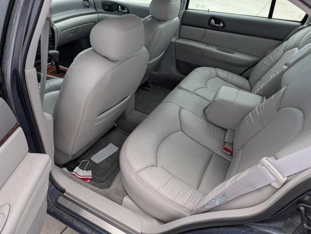 used 1997 Lincoln Continental car, priced at $5,921