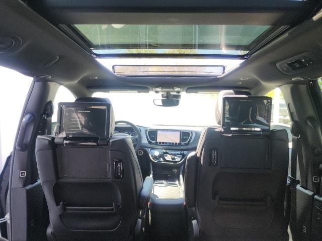 new 2025 Chrysler Pacifica car, priced at $50,513
