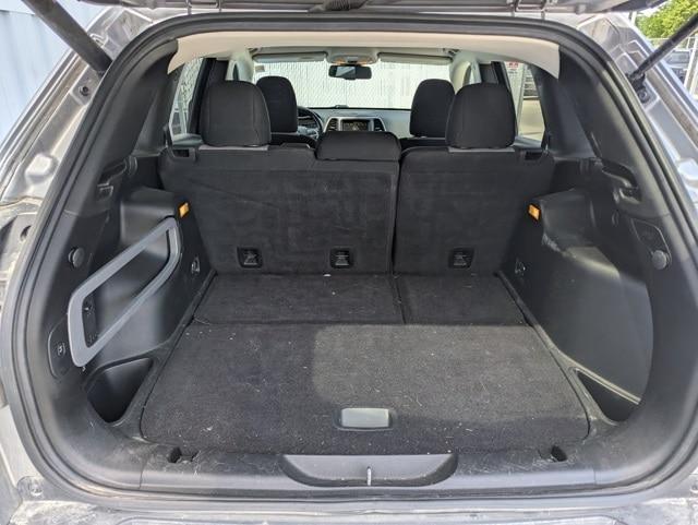used 2014 Jeep Cherokee car, priced at $8,850
