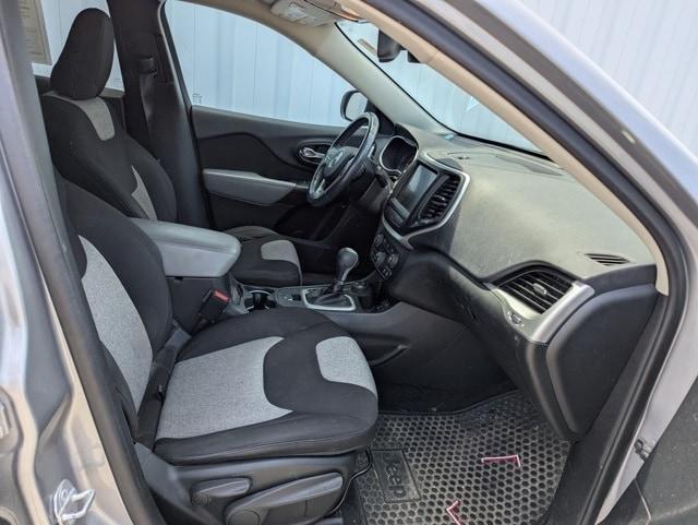 used 2014 Jeep Cherokee car, priced at $8,850