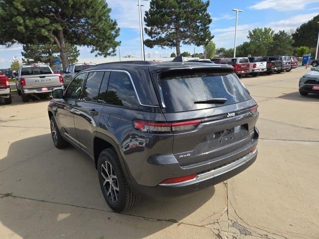 new 2025 Jeep Grand Cherokee car, priced at $45,308