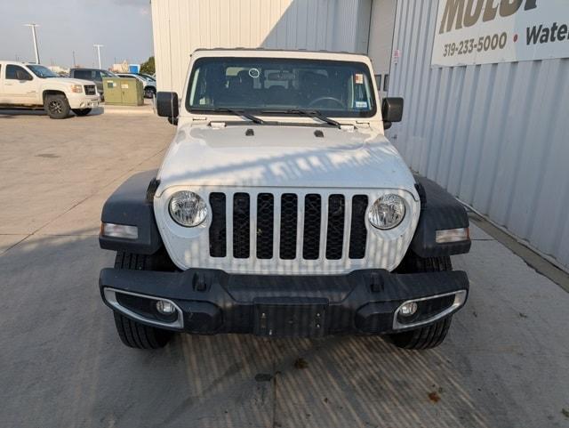 used 2023 Jeep Gladiator car, priced at $27,025