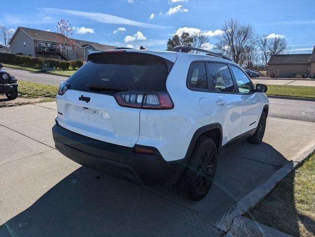 used 2023 Jeep Cherokee car, priced at $25,010