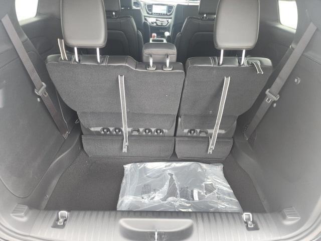 new 2025 Chrysler Pacifica car, priced at $42,724