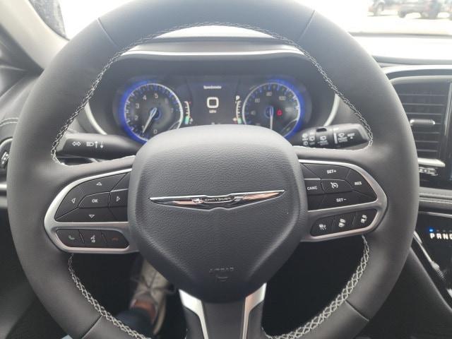 new 2025 Chrysler Pacifica car, priced at $41,592