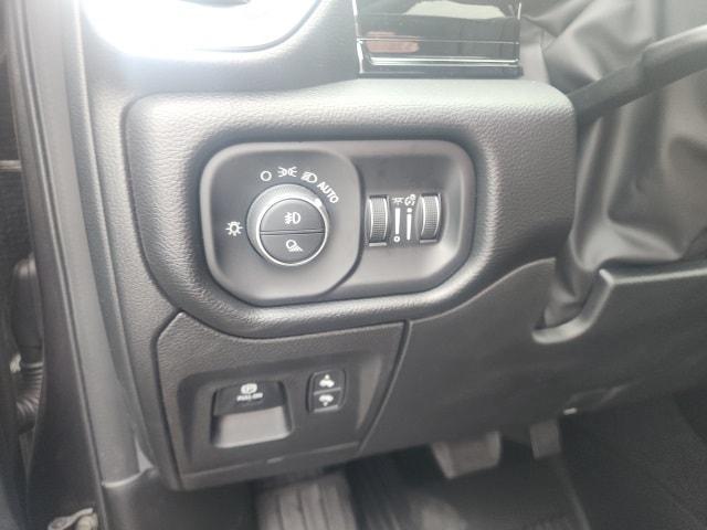new 2025 Ram 1500 car, priced at $61,794