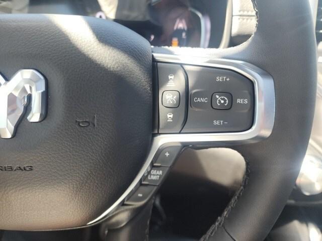 new 2025 Ram 1500 car, priced at $61,520