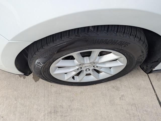 used 2013 Ford Taurus car, priced at $5,834