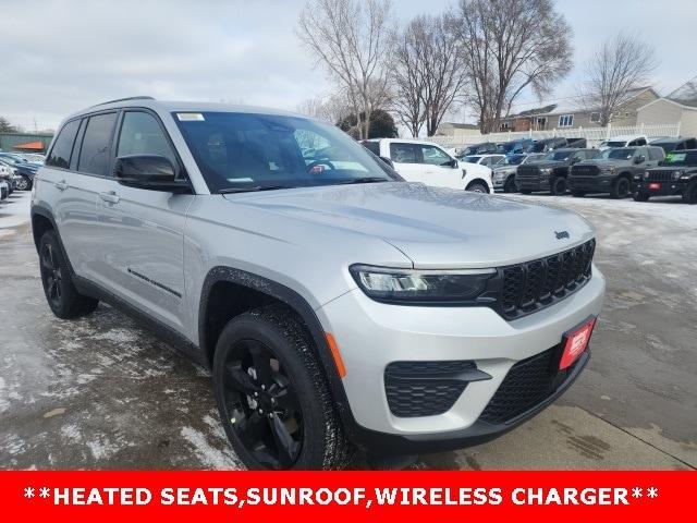 new 2025 Jeep Grand Cherokee car, priced at $41,430
