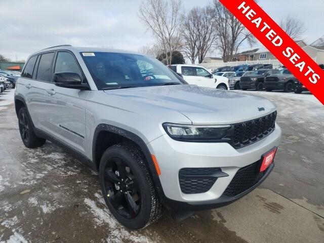 new 2025 Jeep Grand Cherokee car, priced at $41,479